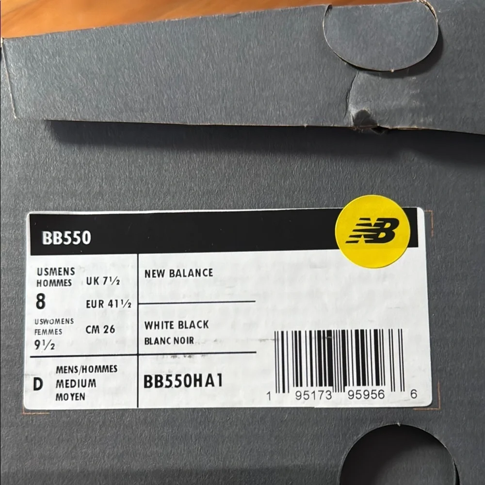 New Balance Classic White and Black Sneakers BB550 Brand New with Box